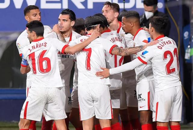 关于新疆广汇迎欧联关键赛，关键时刻迎来里程碑，媒体盛赞，轮换策略成焦点的信息-九游app下载最新版本